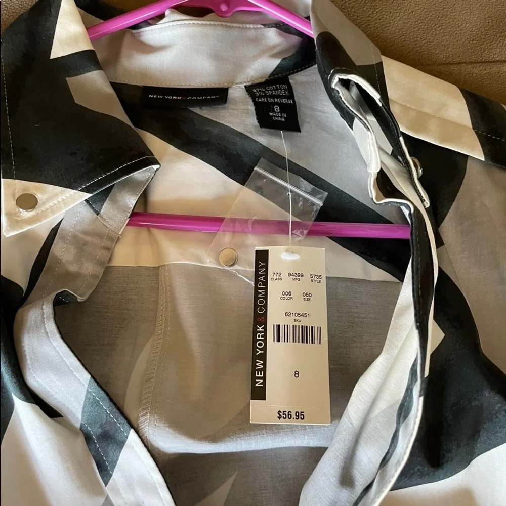 Brand New New York & Company Dress - Picture 3 of 3